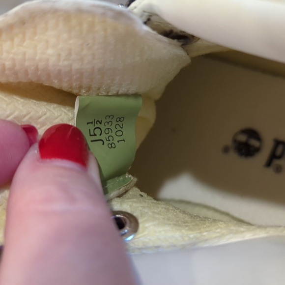 Like NEW Timberland Field Leather Boots - Picture 8 of 9